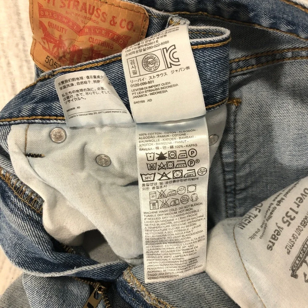 Levis 505 Regular Fit Straight Leg‎ Light Wash Blue Denim Jeans Mens W33 L30